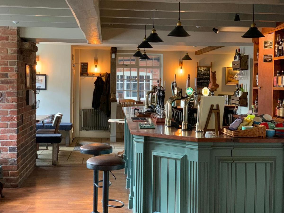 The Boot And Shoe Inn Flintham Eksteriør billede