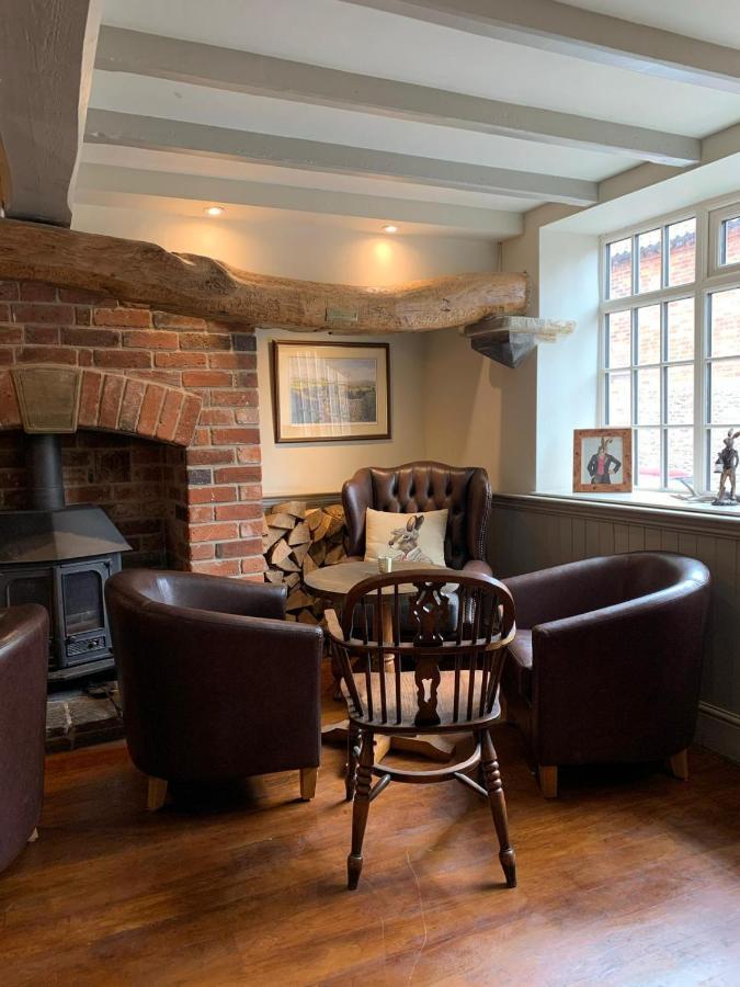 The Boot And Shoe Inn Flintham Eksteriør billede